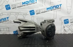 Кронштейн двигателя Audi A4 8K0199381 8K5 CDNC