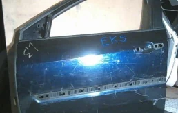 Дверь Renault Laguna 801010025R 3, передняя левая