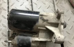 Стартер Renault Laguna 8200186148 2 2.0 F4R