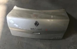 Крышка багажника Renault Megane 7751474292 2