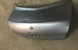 Крышка багажника Renault Megane 7751474292 2