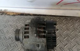 Генератор Renault Clio 2001-2005 8200022774 2 1.5 DCI K9K