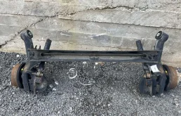 Балка задняя Renault Kangoo 2008-2013 555113267R 2