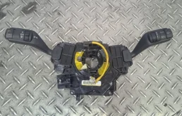 Блок подрулевых переключателей Ford Focus 4M5T14A664AB 2 1.6 TDCI G8DA