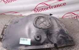 Подкрылок Renault Megane 8200415285 2, передний левый