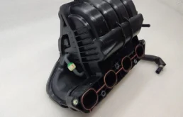 Впускной коллектор для Hyundai Solaris 2018 года на фотографиях