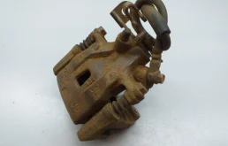 Суппорт задний левый для Mazda CX 5 2018 года на фотографиях