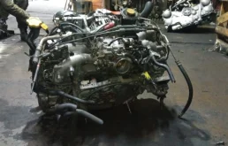 Двигатель для Subaru Legacy 2005 года на фотографиях