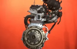 Двигатель без навесного для Kia Rio 2010 года на фотографиях