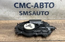 Доводчик двери Audi A8 4E0837059 D3 4.2 BVJ, передний правый