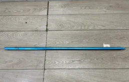Накладка стекла двери VW Touareg 2 2010-2018 7P