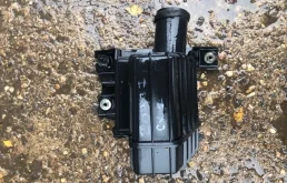 Резонатор воздушного фильтра Mazda CX-7 2006-2012 L33D1319X