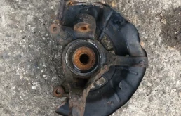 Кулак поворотный Toyota Camry 2012-2017 4321258010 50 55, передний левый