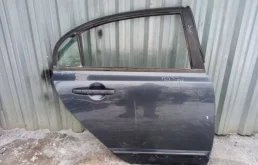 Дверь Honda Civic 8 2006-2011 67510SNAU00ZZ 4D, задняя правая
