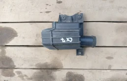 Резонатор воздушного фильтра Mazda CX-7 2006-2012 L33D1319X