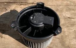 Мотор печки Toyota Highlander 2 2007-2013 2727000560 U40