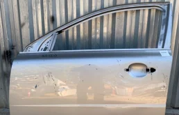 Дверь Volvo XC70 2007-2016 32228890, передняя левая