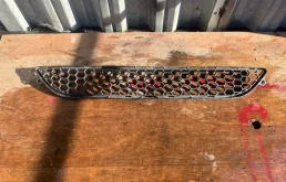 Решетка бампера Volvo S60 2010-2018 30795022, передняя