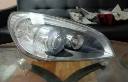 Фара ксенон Volvo S60 2010-2013 31299993, правая