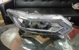 Фара галоген Nissan Qashqai 2018-н.в. 26060HV00B J11, правая