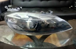 Фара ксенон Volvo v40 2012-2016 31283335, правая