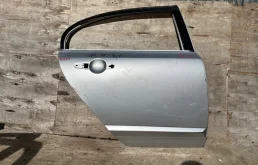 Дверь Honda Civic 8 2006-2011 67510SNAU00ZZ 4D, задняя правая