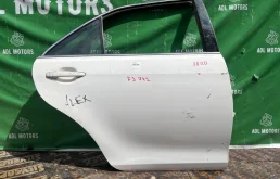 Дверь Toyota Camry 2006-2011 6700333161 40, задняя правая