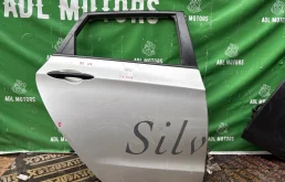 Дверь Hyundai i30 2015-2017 77004A6200 GD, задняя правая