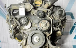Двигатель Toyota Land Cruiser 2004-2007 1900050790 100 2UZ-FE