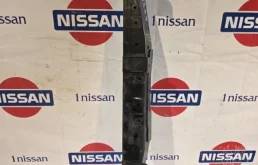 Верхняя планка телевизора Nissan X Trail 2016 625114CE0A T32 R9M, передняя