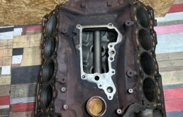 Блок цилиндров Land Rover Range Rover LR023496 L405 448DT