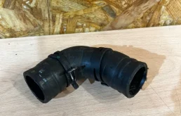 Патрубок охлаждения Land Rover Range Rover 2014 LR023144 L405 448DT