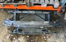 Передняя панель BMW 1-Series 2013 51647245786 F20 N47D20C