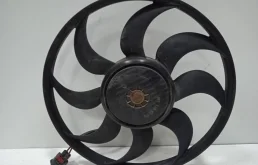 Вентилятор радиатора охлаждения ДВС для Ford Focus III Хэтчбек 2011-2015