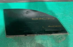 Стекло двери BMW X3 2012 51337205850 F25 N47D20A, переднее правое