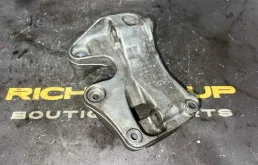 Кронштейн генератора Audi A8 2010 079903805AF D4 CDRA