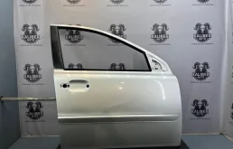 Дверь Volvo XC90 2011 31385353 2.4 D5244T18, передняя правая