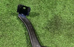 Кронштейн крыла переднего BMW 5 2003 51647161452 E60 M54B30, правый