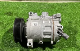 Компрессор кондиционера Audi A4 2014 8T0260805E B8 CDN