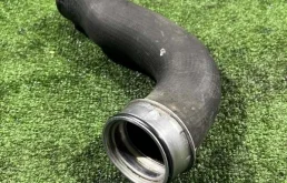 Патрубок интеркулера Audi A3 2010 1K0145834AM 8P CDA