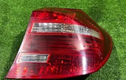 Фонарь задний правый BMW 1 2009 63217181298 E87 N52B30AF
