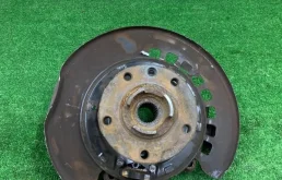 Кулак задний правый volkswagen Touareg 2006 7L0505436B 7L BMV