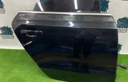Дверь задняя правая Audi A5 2014 8T8833052D 8T CDN