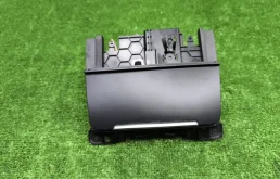 Пепельница Audi A5 2013 8K0857951C 8T CDN