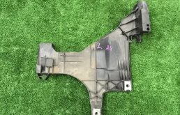 Кронштейн фары левой Audi A4 2012 8T0941453D B8 CDN