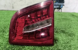 Фонарь в крышку багажника правый Audi A6 2009 4F5945094E C6