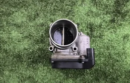 Заслонка дроссельная volkswagen Golf 2012 06F133062Q 6 CCZ