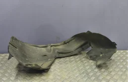 Подкрылок передний правый Audi A3 2008 8P0821172G 8P CCZ, задний