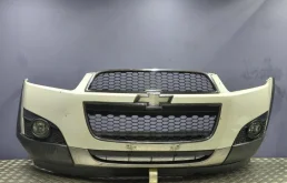 Бампер передний Chevrolet Captiva 2011 20999612 C140 LE5