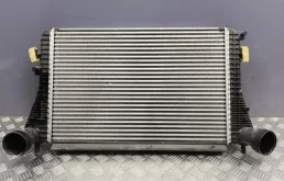 Интеркулер volkswagen Passat 2010 3C0145805R B6 CDA